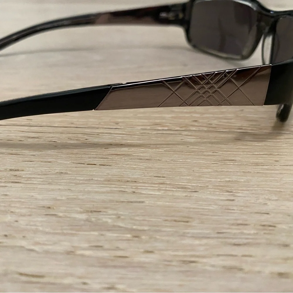 Burberry Black Wrap Sunglasses with Check Inside and on Arms 8436/S 58/14 Size - Picture 3 of 16